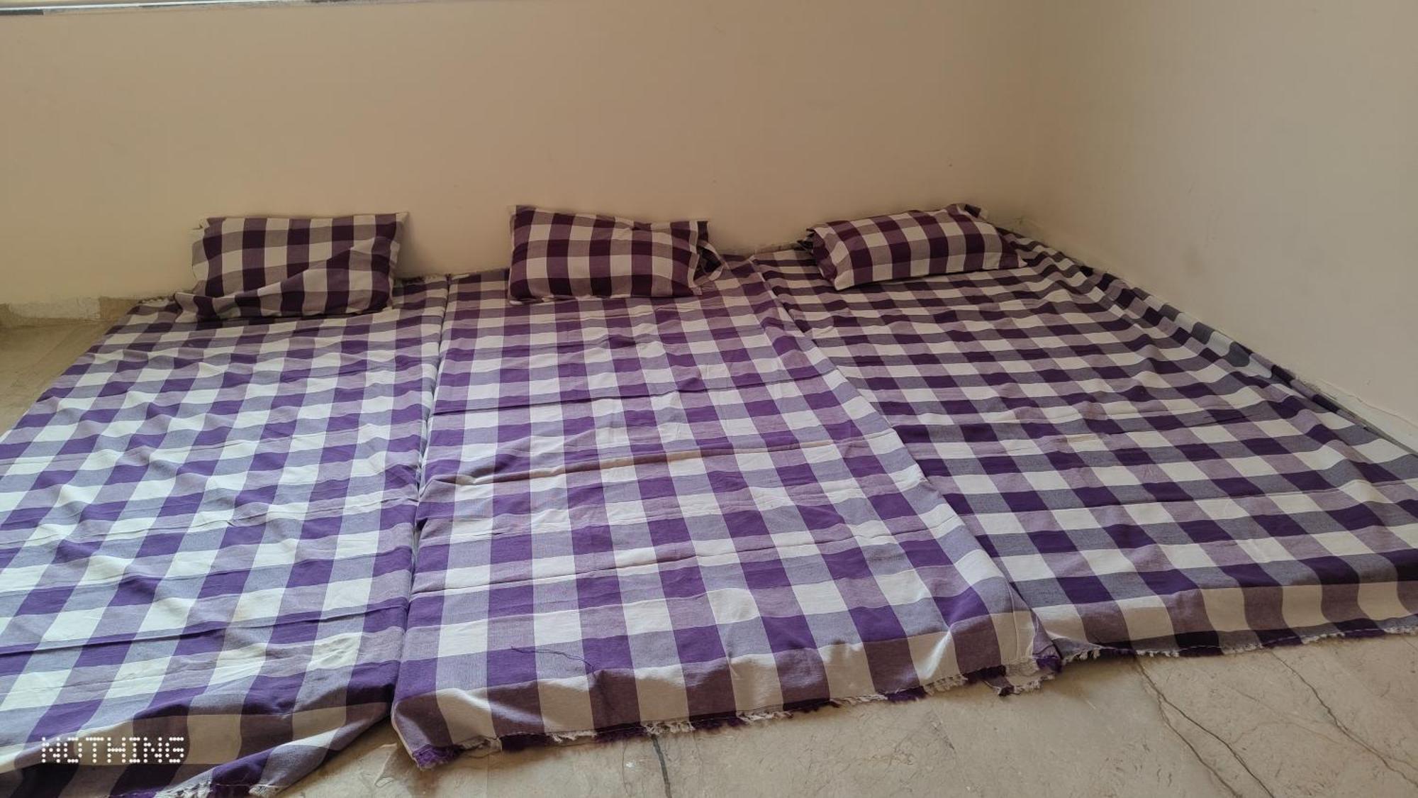 Hotel Aadishkti Bhakt Nivas Tuljapur Pokoj fotografie